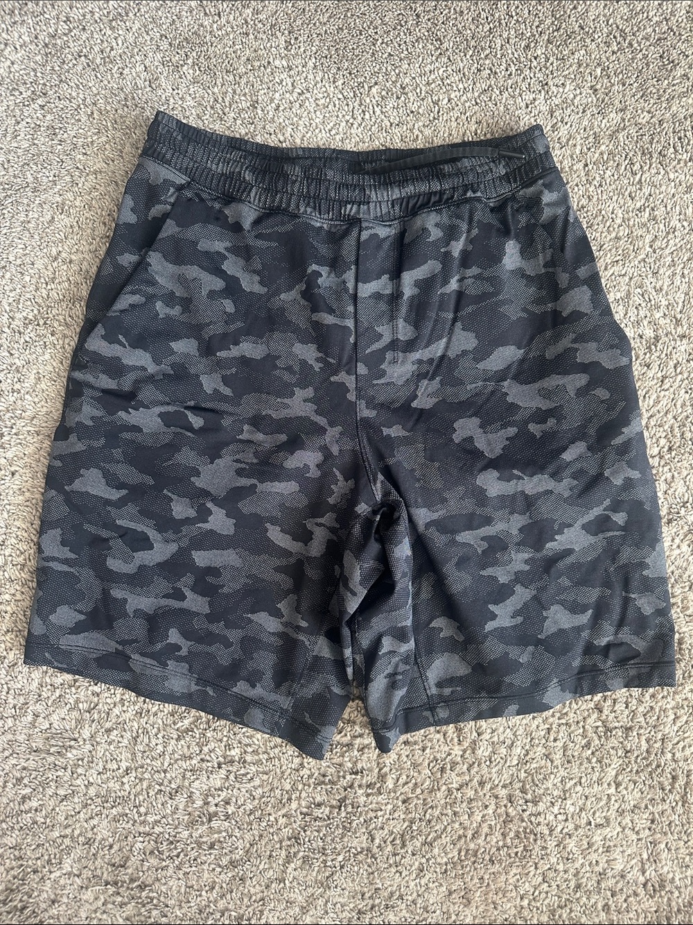 VGUC lululemon pace breaker Shorts szM